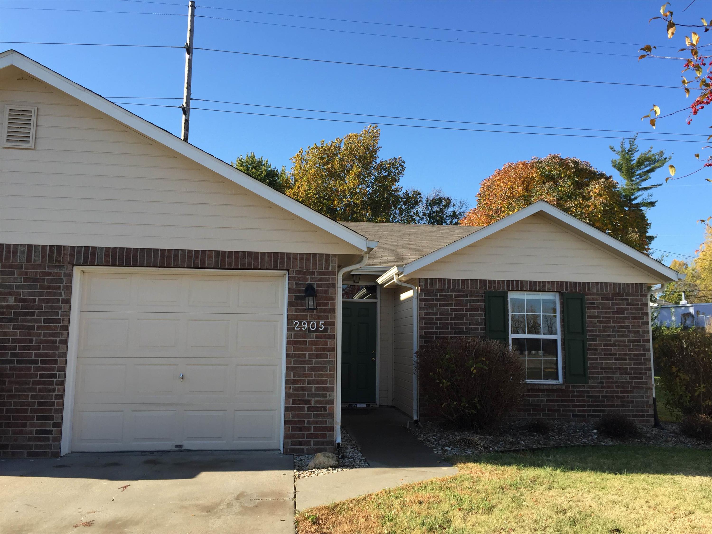 2909 Russel Ct